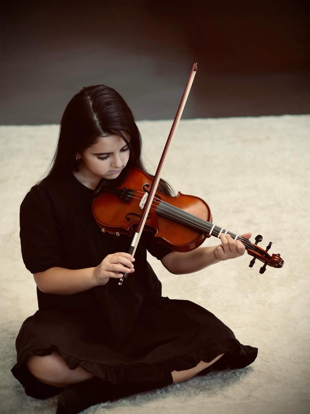 violin girl
